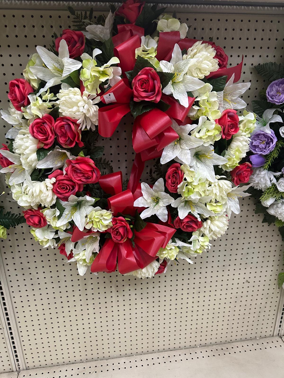 Red & White Wreath